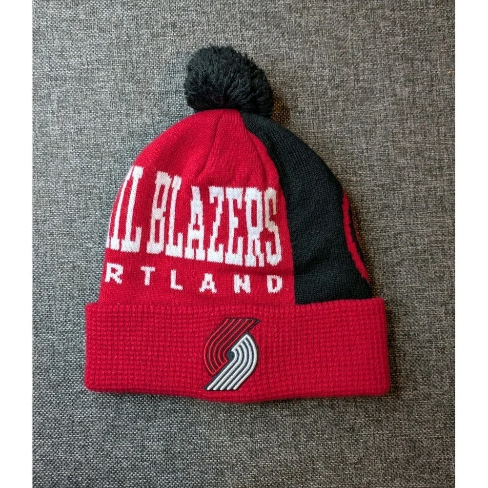 Portland Trail Blazers Youth Beanie Hat  OSFM Red NBA‎ Pom Knit Logo Basketball